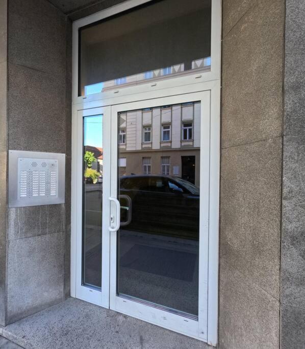 Vienna: Cozy 2-Room Apt. Esterno foto